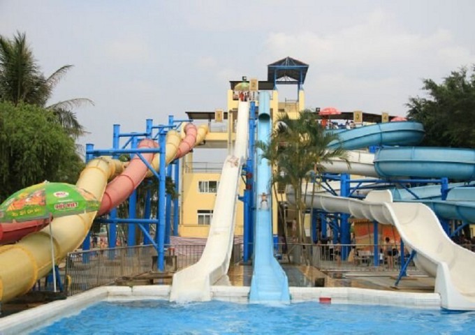 Ho Tay Water Park Hanoi5 Compressed
